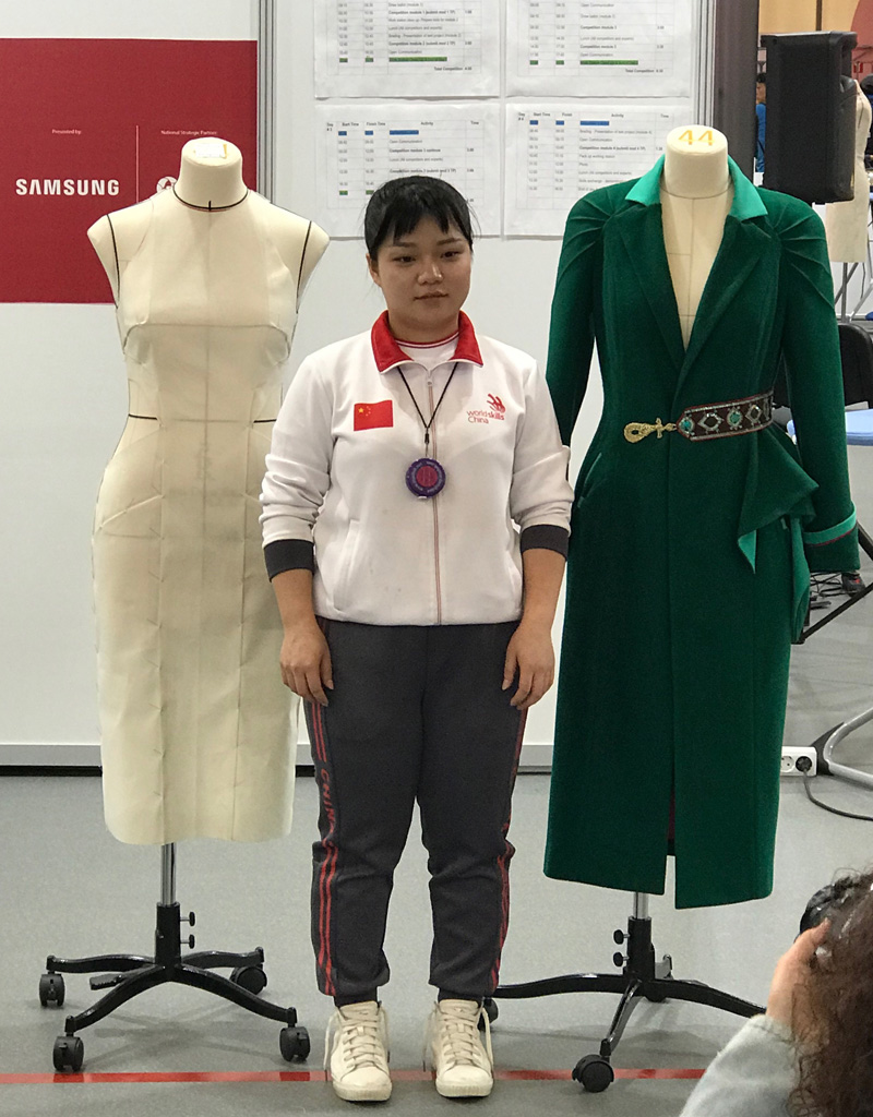 温彩云第45届世界技能大赛时装技术项目夺冠作品2.jpg